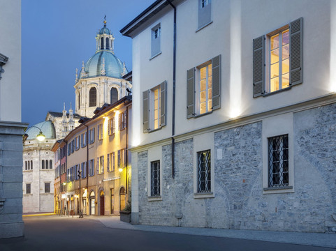 Palazzo Odescalchi-Albiolo必去景点