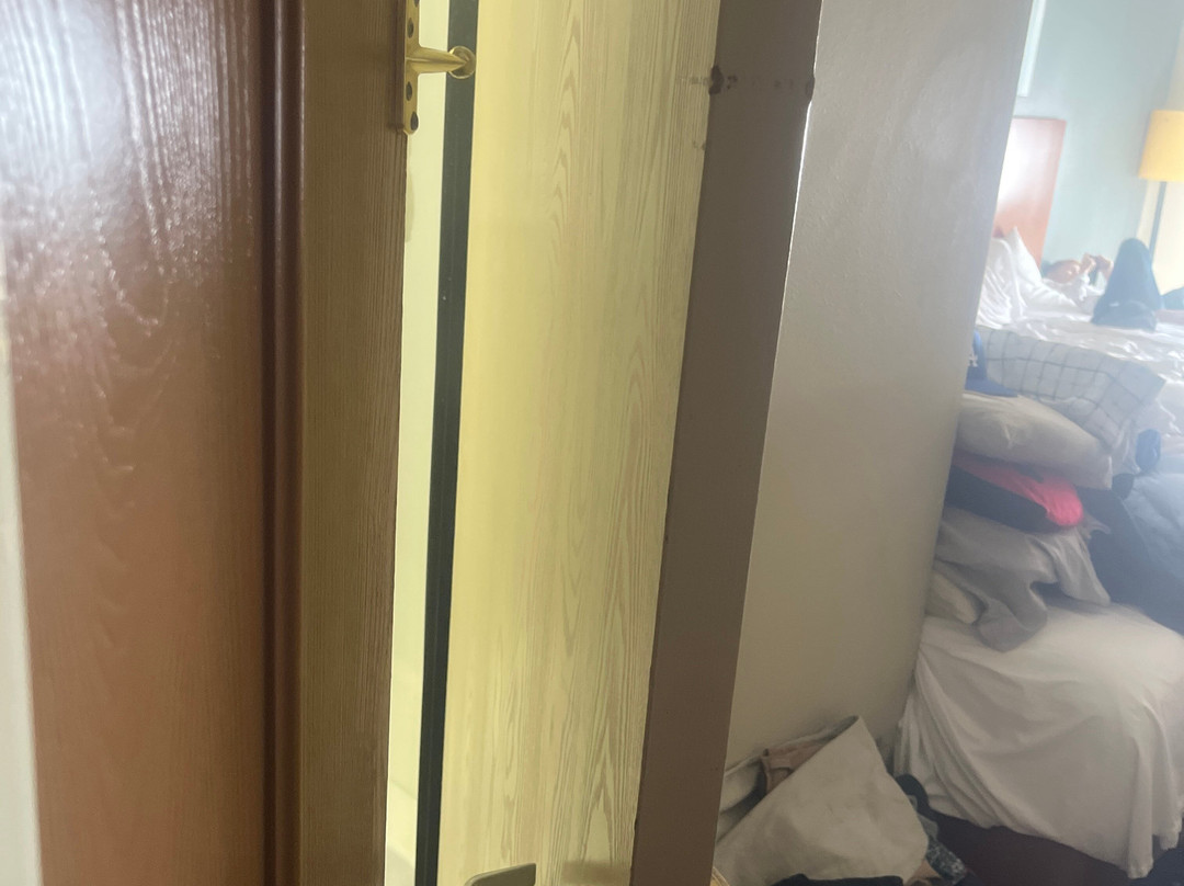 赫勒拿拉昆塔温德姆套房酒店主图