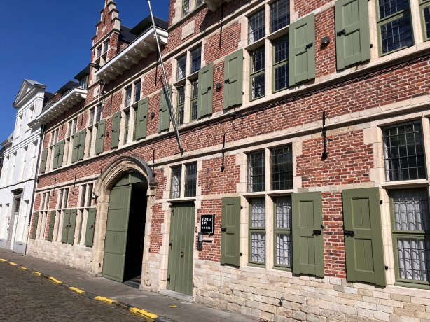 漫画艺术酒店-官方