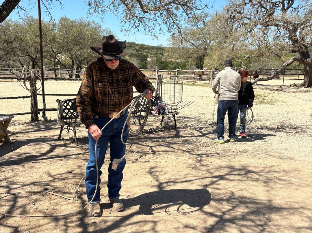 Rancho Cortez Day Trips-Bandera必去景点