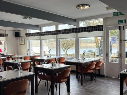 灰色海湾酒店主图