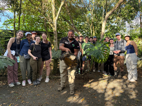 Snake Garden-La Virgen必去景点
