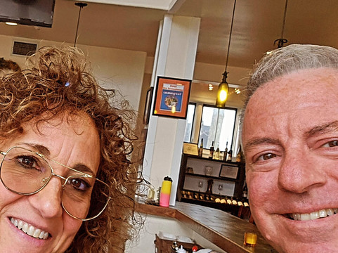 雅达菲酒店主图