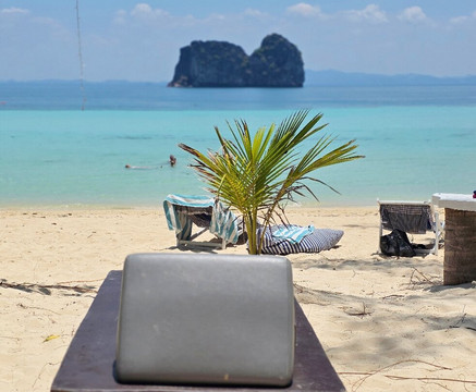 Mayalay度假村-绿色酒店主图