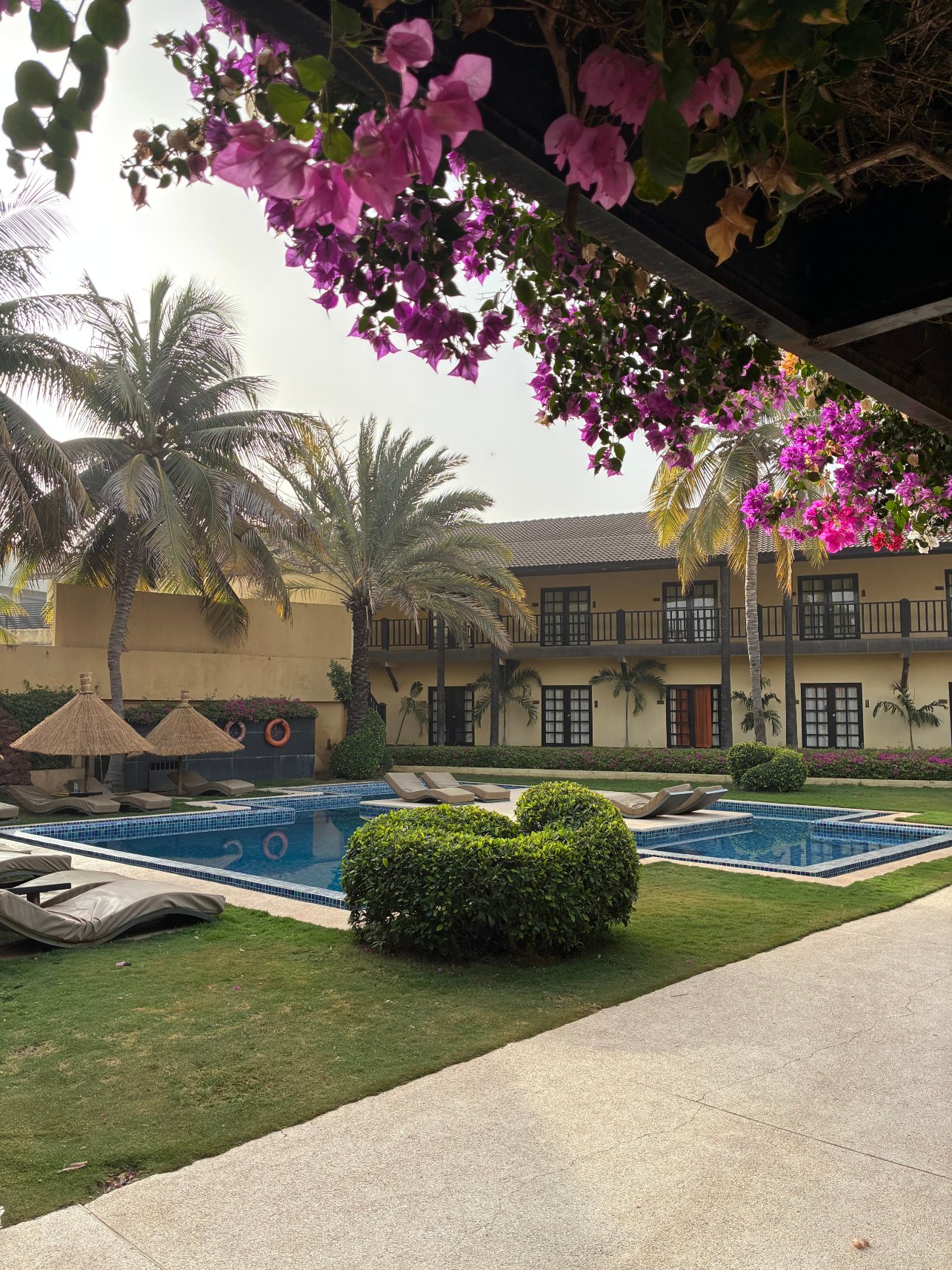 犀牛水疗度假酒店-官方