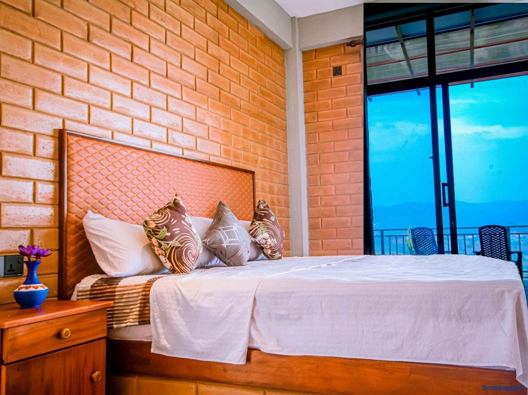 Rocksana Fortress Yoga & Retreat