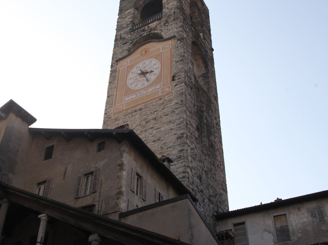 Campanone o Torre Civica-贝加莫必去景点