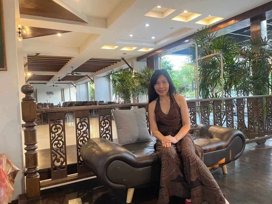 娜娜武里酒店主图