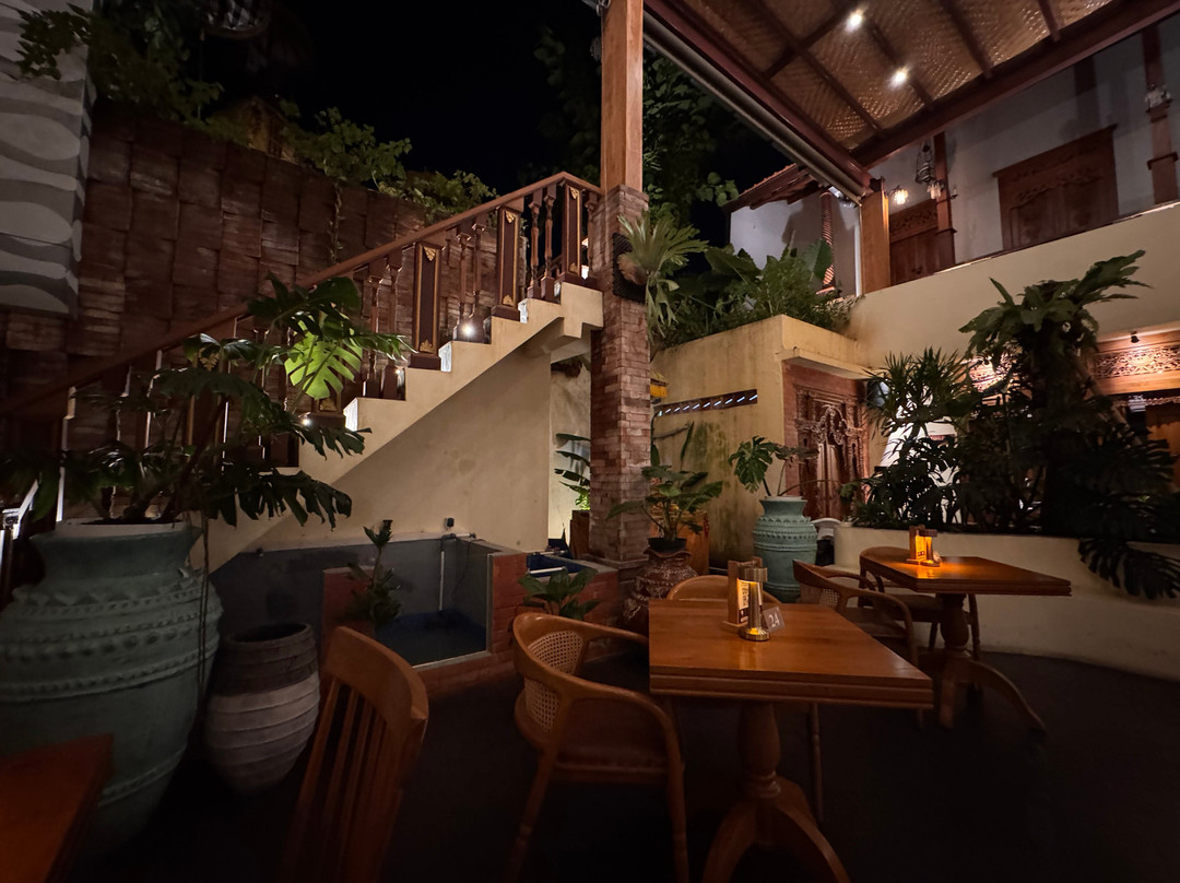 Madan Restaurant Petitenget