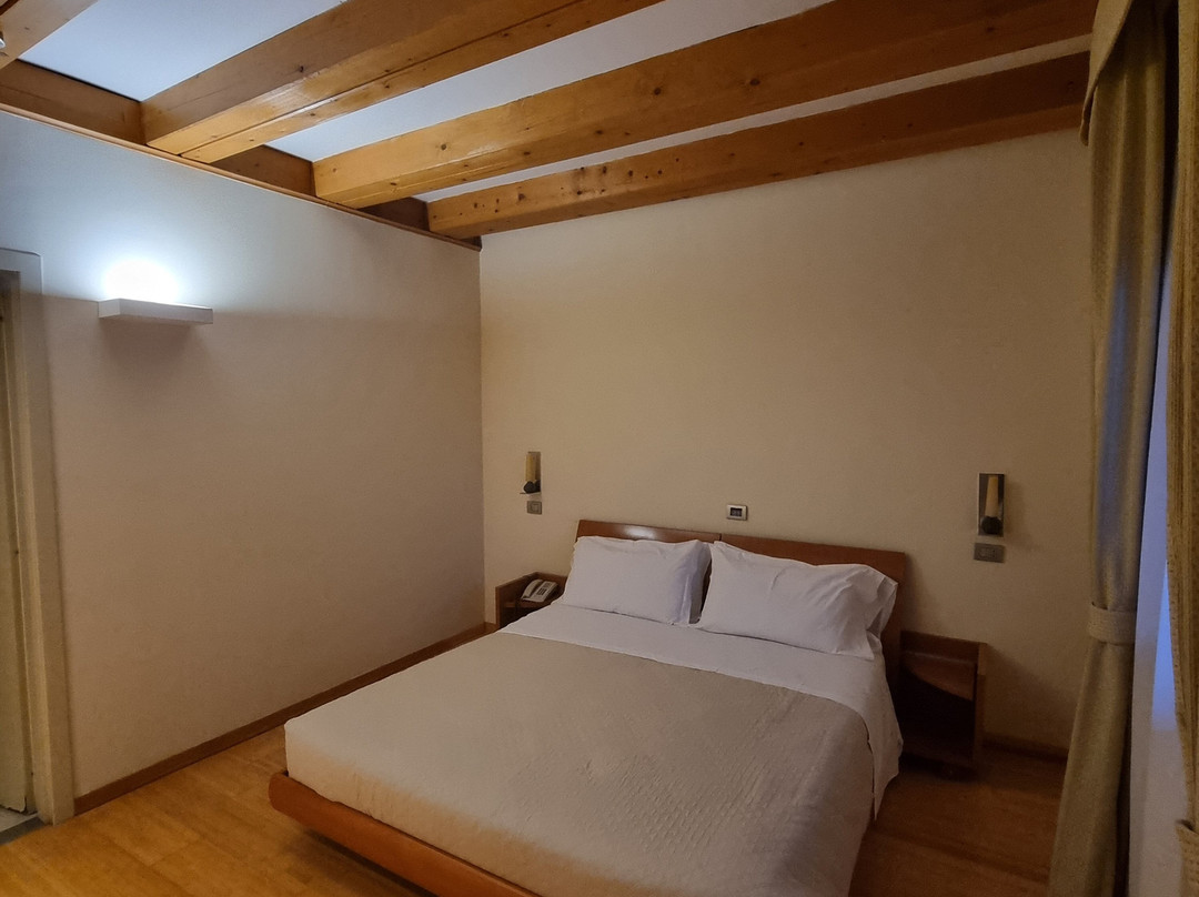 塔楼1850酒店主图
