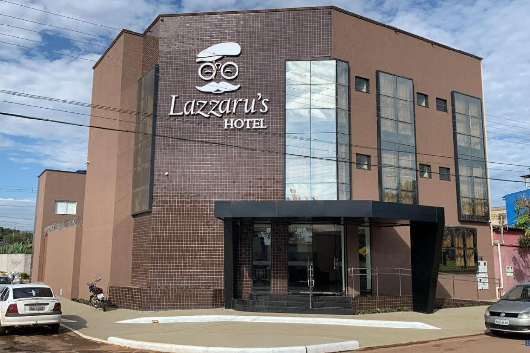 Lazzaru's Hotel - Standard Plus