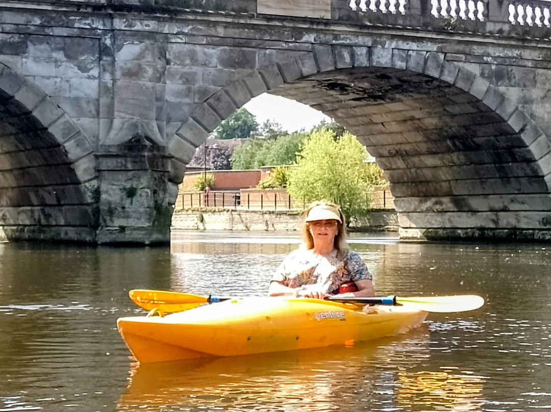 Hire a Canoe-什鲁斯伯里必去景点