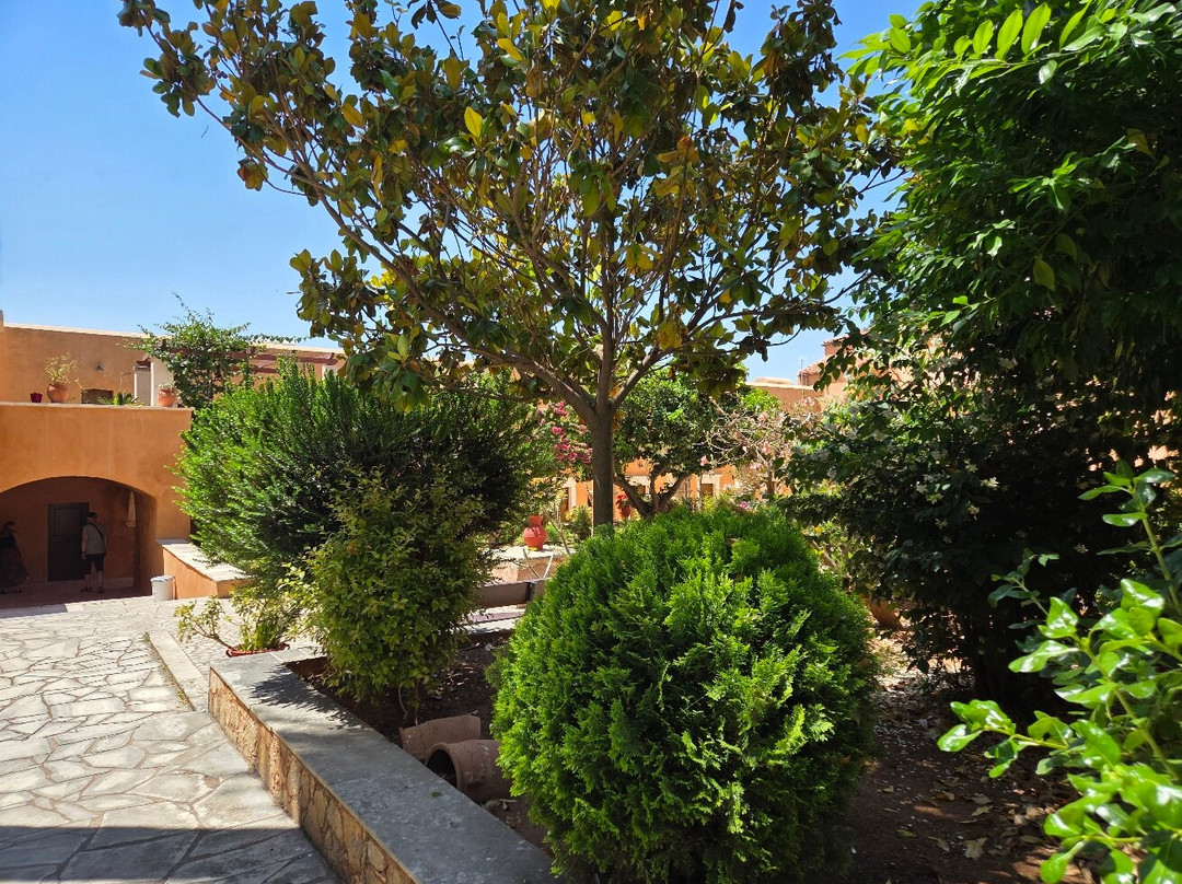 Agia Triada Monastery-Agios Ioannis Pyrgiotissis必去景点