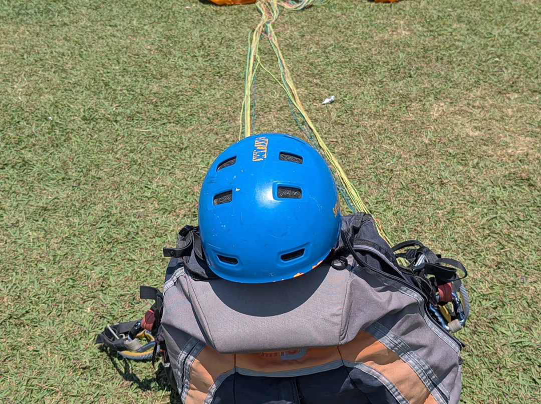 Skylark School of Paragliding-Bir必去景点