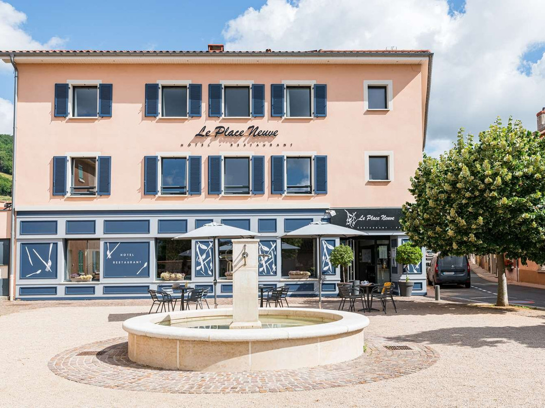 Savigny酒店住宿-Le Place Neuve