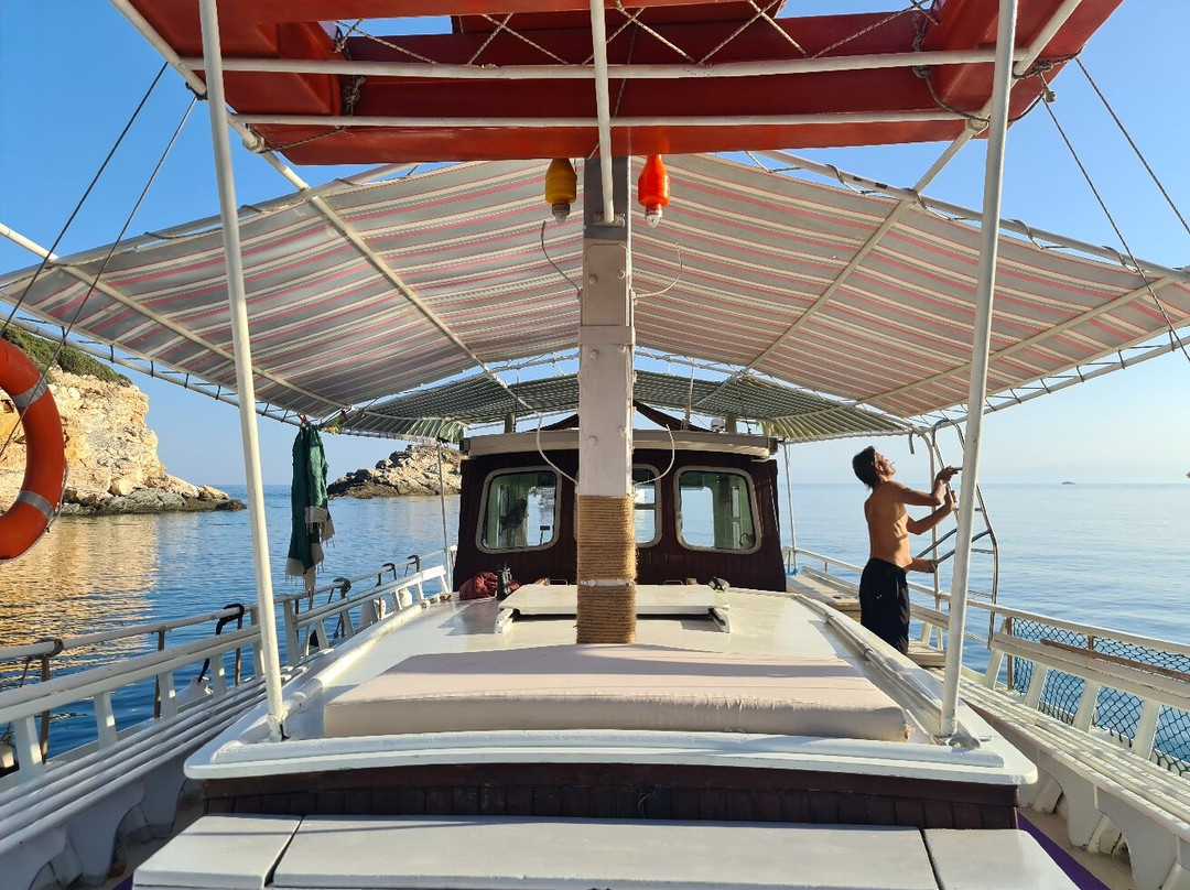 Kalypso Boat Trips Alonissos-Patitiri必去景点