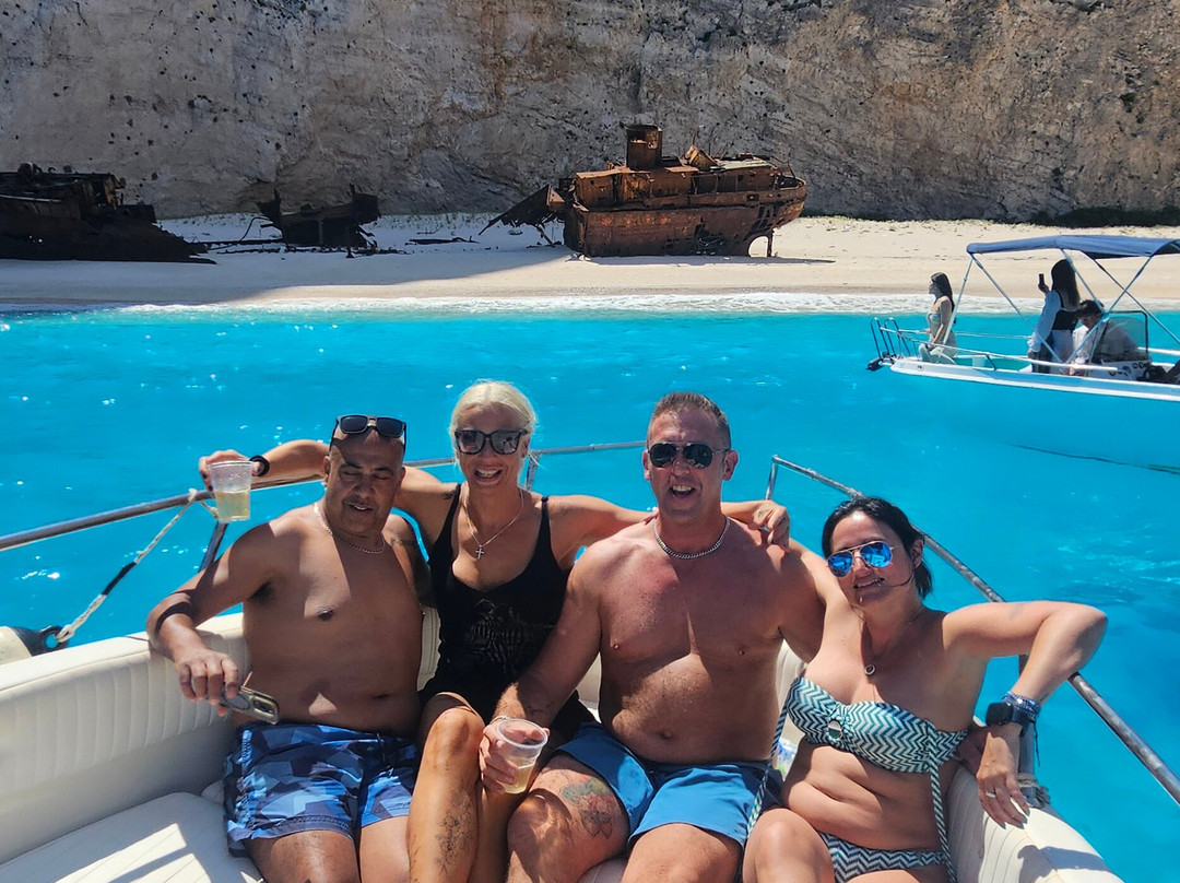 Zante Vipboats-阿雷克斯必去景点