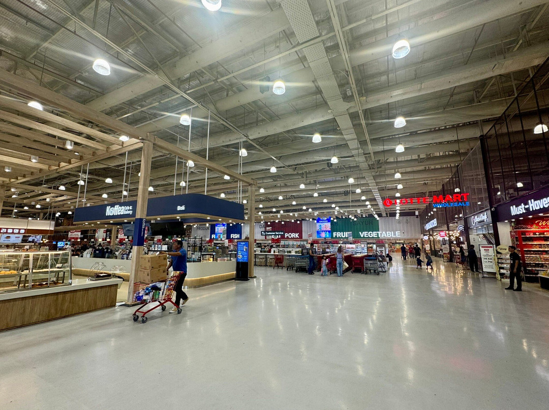 Lotte Mart Wholesale Bali-登巴萨必去景点