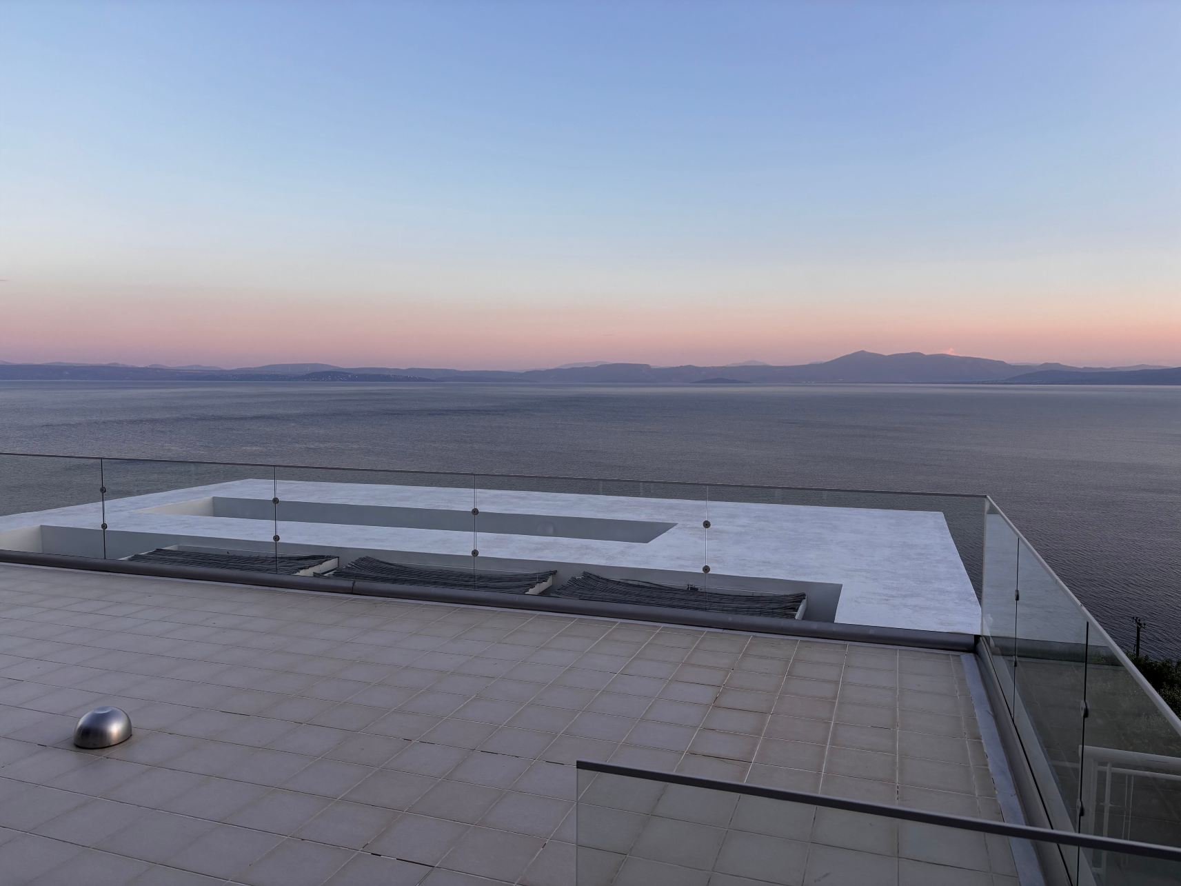Sky Hut Retreats-旅行者