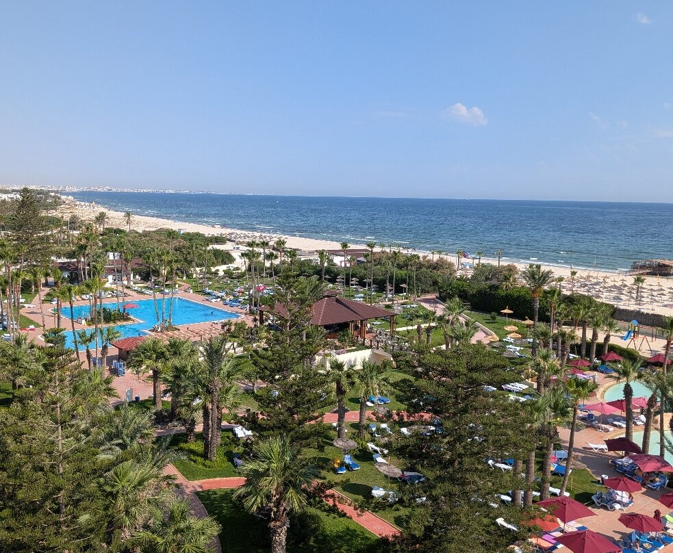 萨哈拉海滩水上公园酒店主图