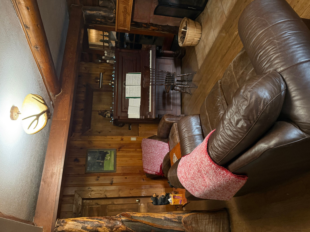 Hannagan Meadow Lodge主图