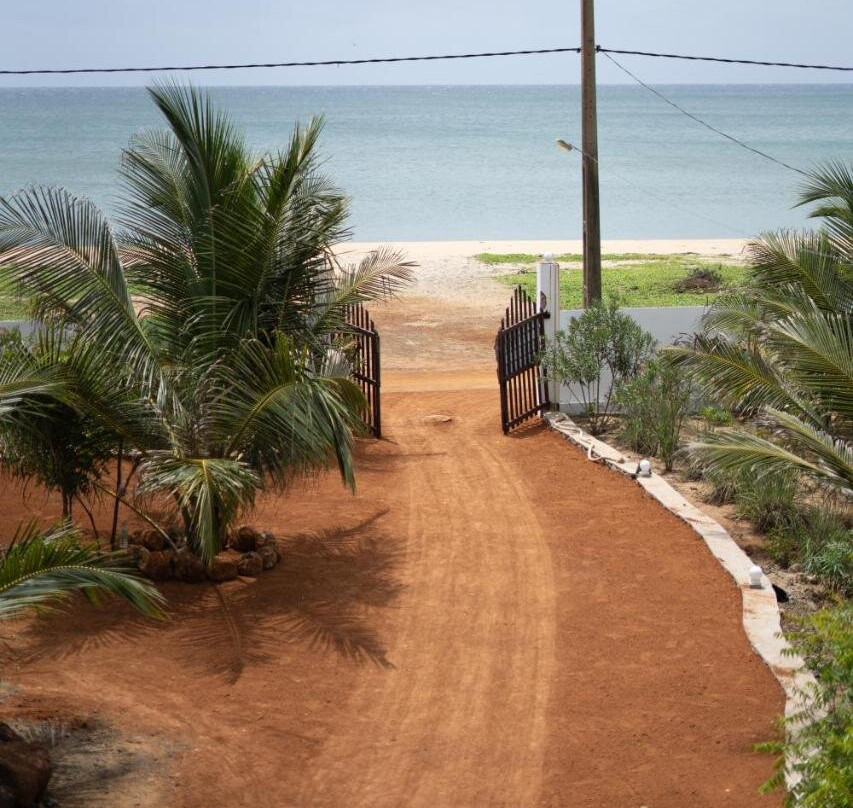 Banyan Beach Cottage