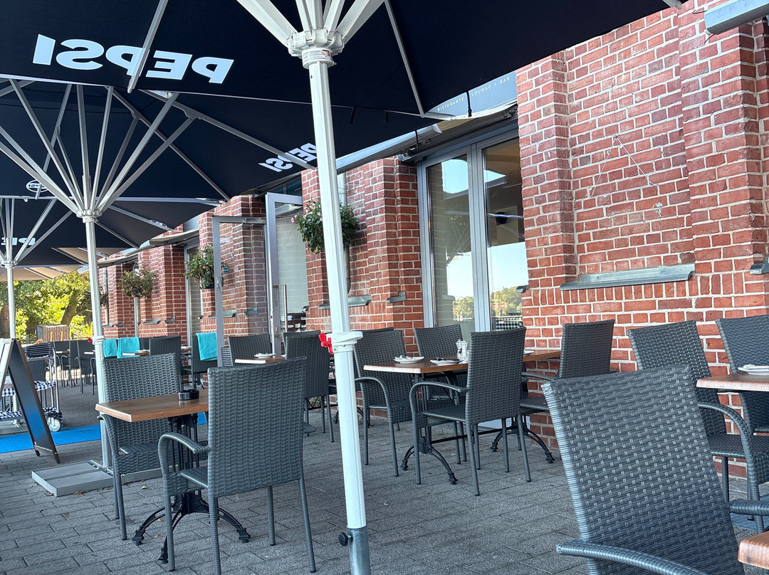 Rivaro Ristorante Lounge Bar
