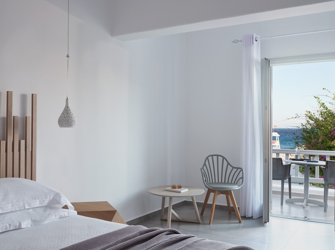 Super Paradise Beach酒店住宿-Myconian Sunrise Relais & Chateaux Hotel