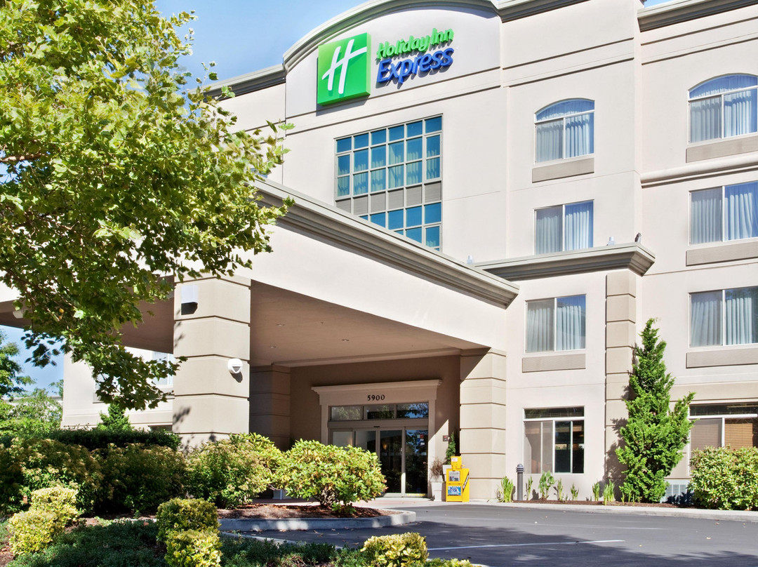 Holiday Inn Express 波特兰西/希尔斯伯勒主图