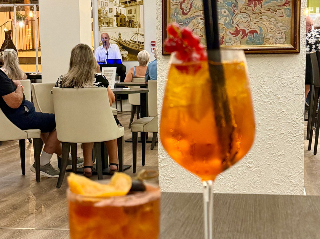 霸克索尼酒店主图
