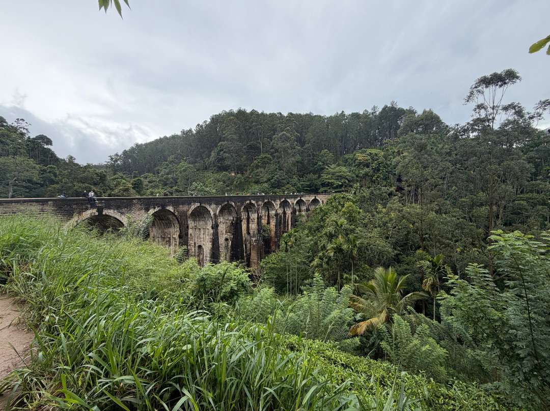 Indunil tours Sri Lanka-Deniyaya必去景点