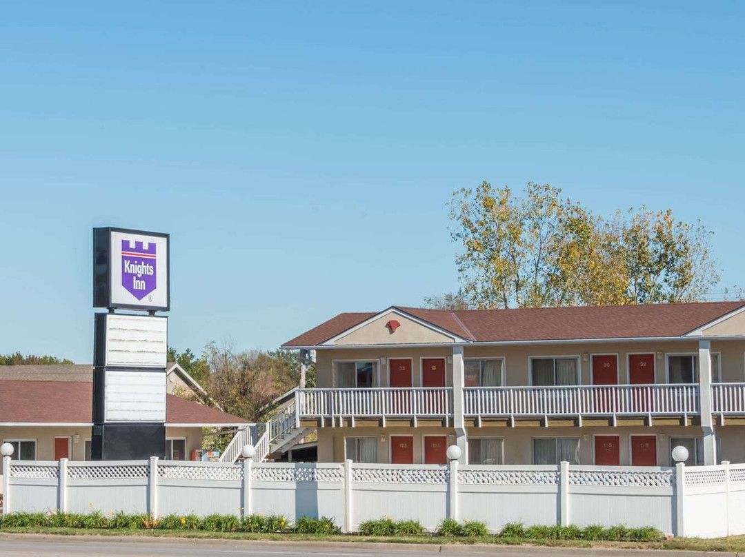 Knights Inn Ottawa主图