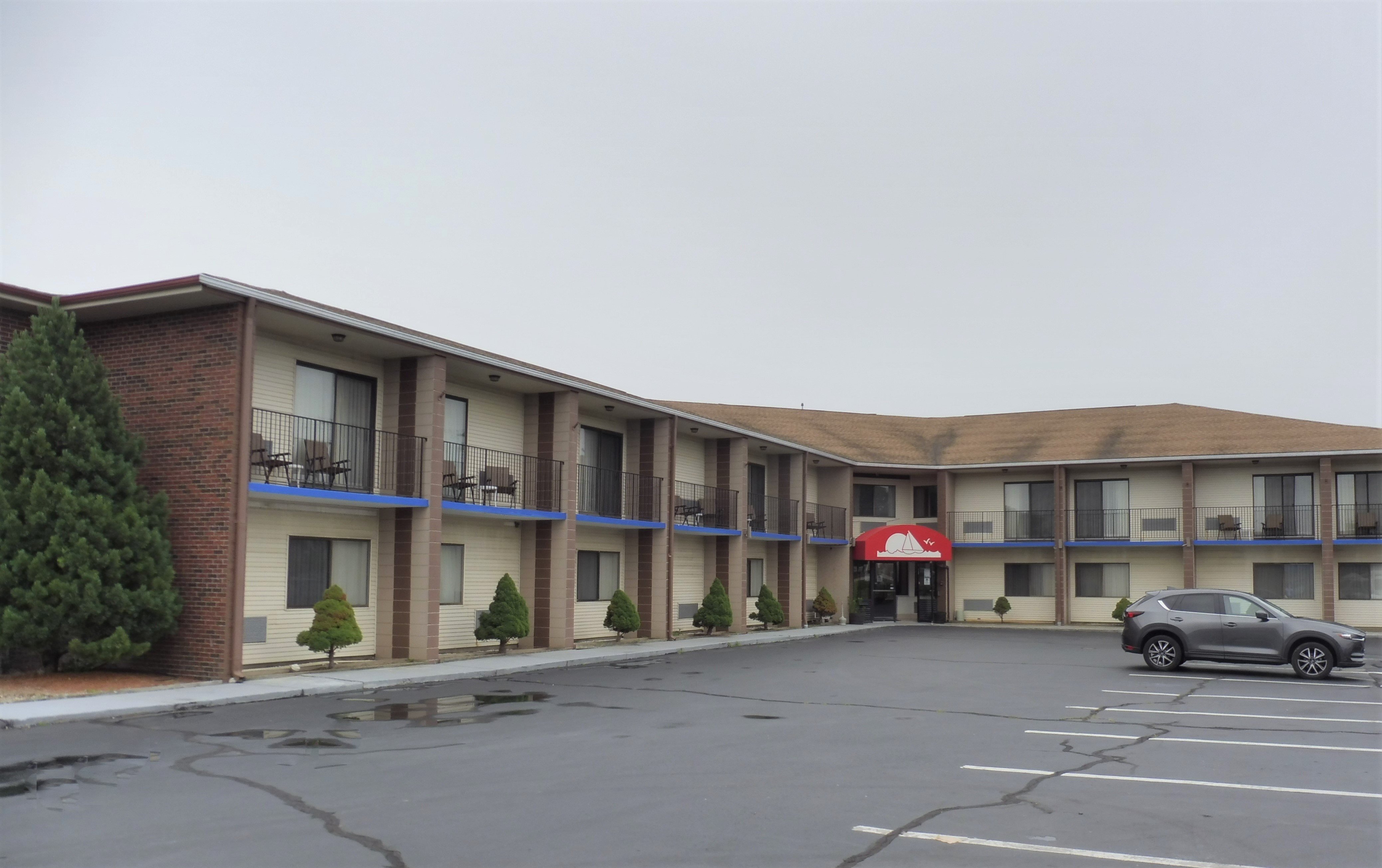Red Roof Inn & Suites Newport - Middletown, Ri-官方