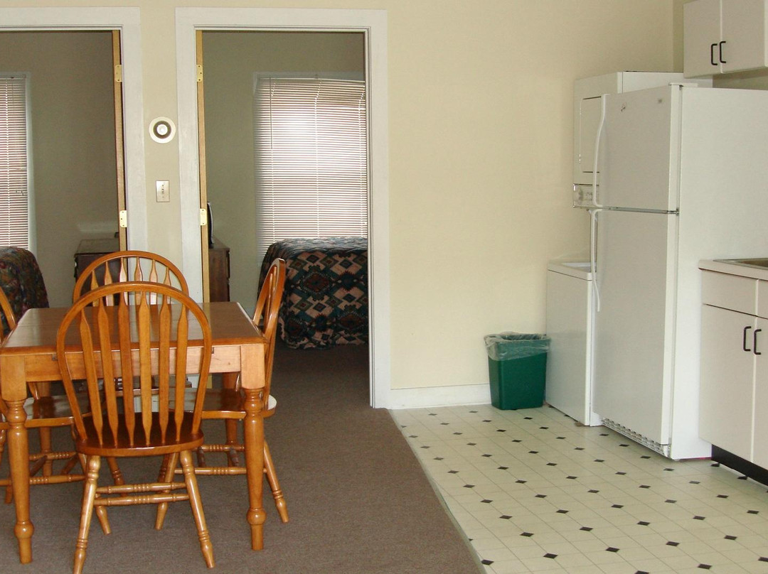 The Copley LaReine Motel