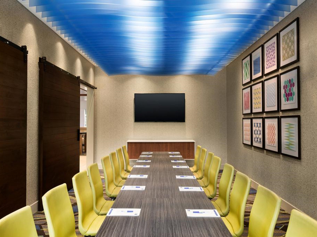 Holiday Inn Express & Suites Dayton North - Tipp City by IHG主图