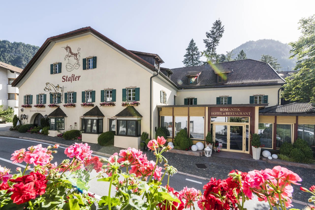 Romantik Hotel Stafler-官方