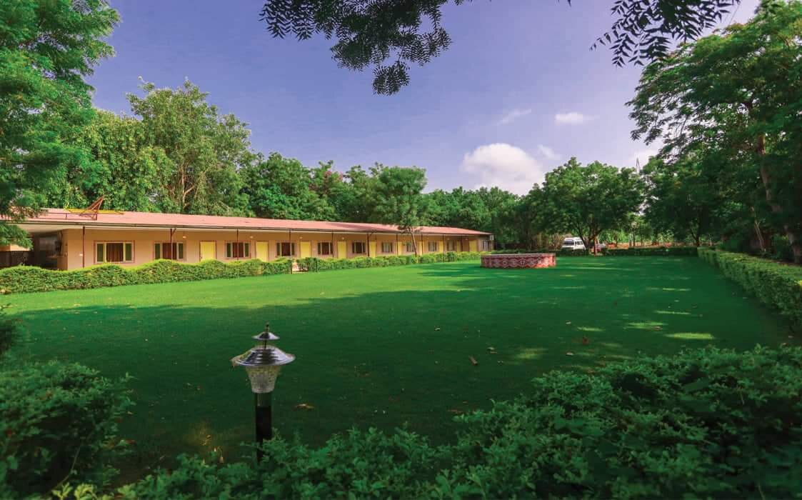 Narmada Hills Resort-官方