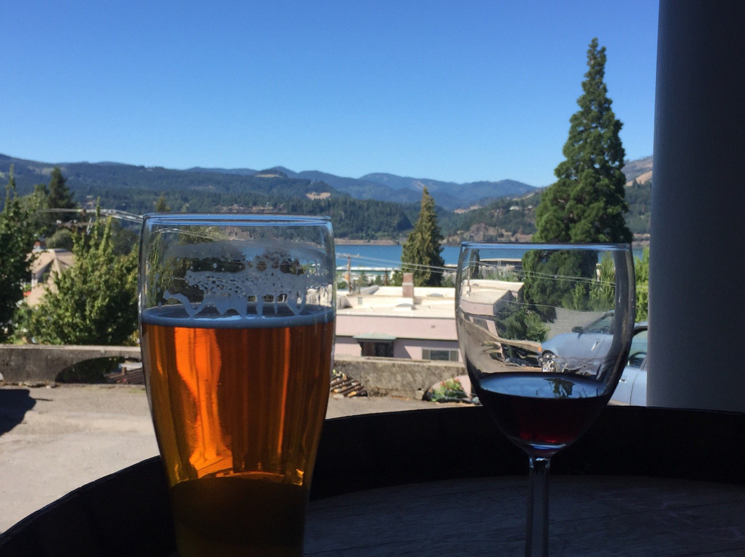 Stoltz Vineyards-胡德里弗必去景点