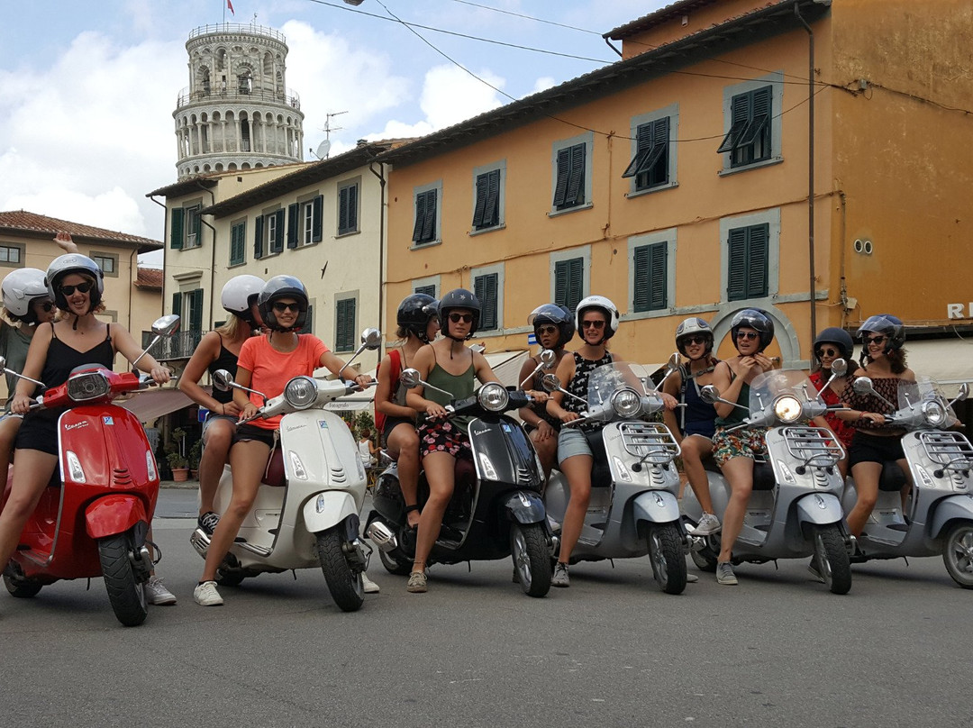 Toscana in tour - Noleggio Vespa景点图片