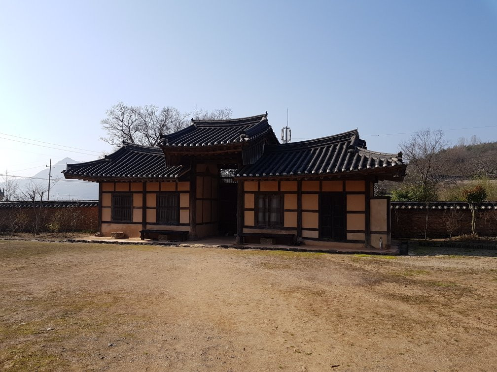 怡金雷伊历史之家酒店