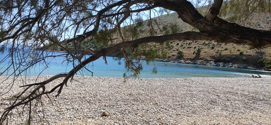 Elida Beach-Anavatos必去景点