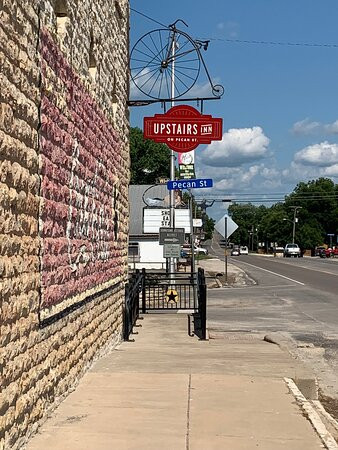 Hico Upstairs Inn主图