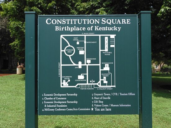 Constitution Square Historic Site景点图片
