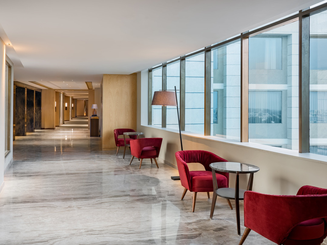 Radisson Hotel Bhopal主图