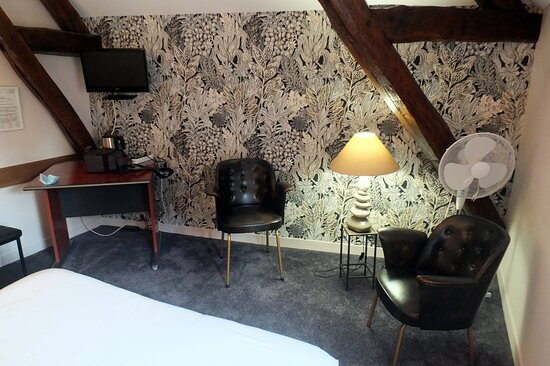 Hotel Restaurant La Goutte Noire主图