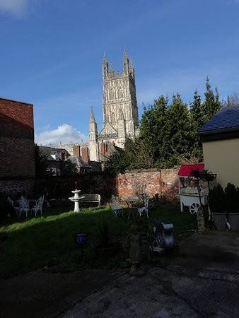 Gloucester Antiques Centre景点图片
