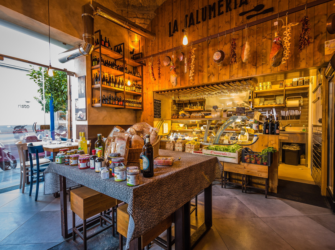 La Salumeria