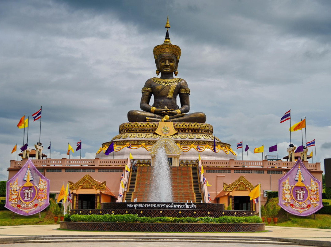 Buddha Thamaracha景点图片