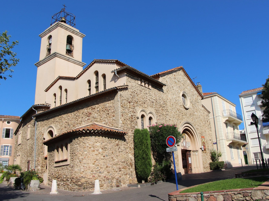 Eglise Sainte-Maxime景点图片