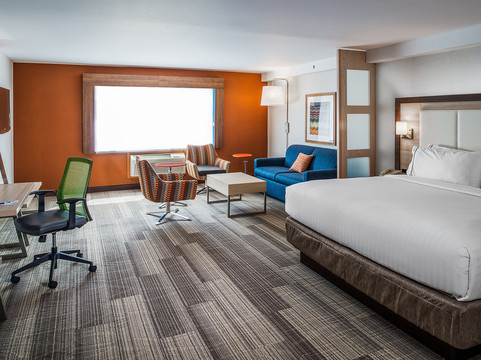 哈里法克斯智选假日套房酒店-贝德福德主图